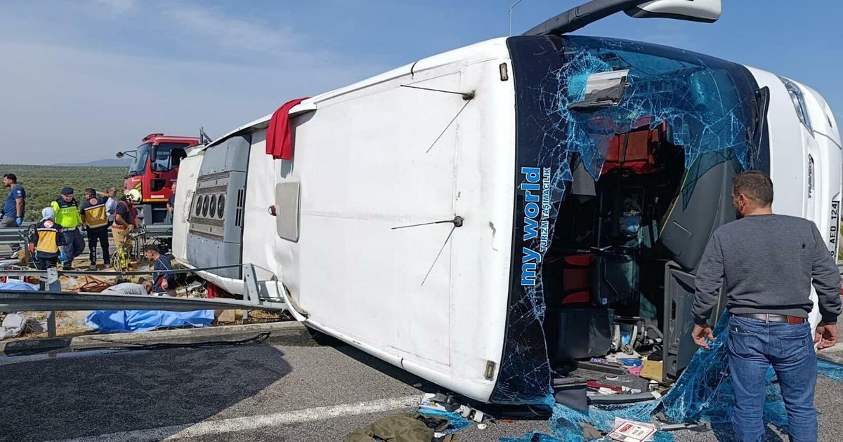 Turquie : au moins 11 morts et 27 blessés après un accident entre un car et un camion