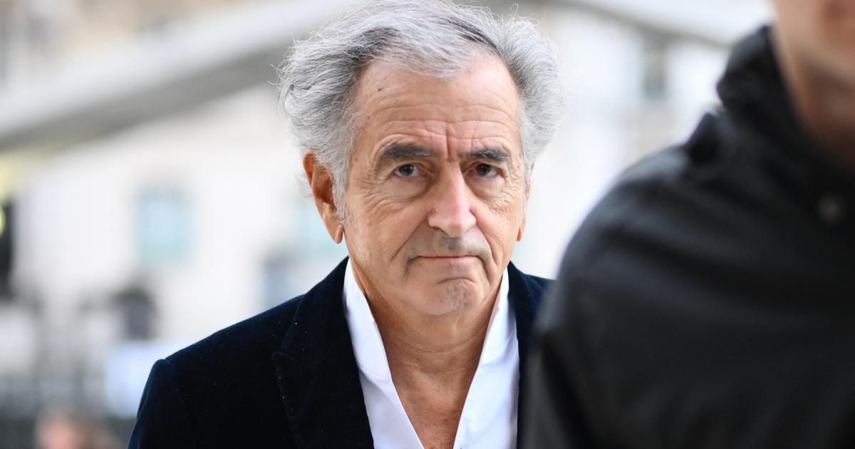 Bernard-Henri Lévy says he will back a candidate who blocks Le Pen and Mélenchon
