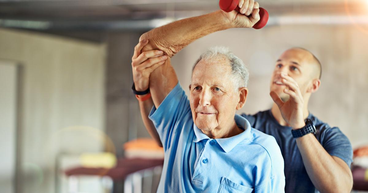 «Le seul traitement qui ralentit l’évolution de la maladie» : l’activité physique, une vraie arme contre Parkinson
