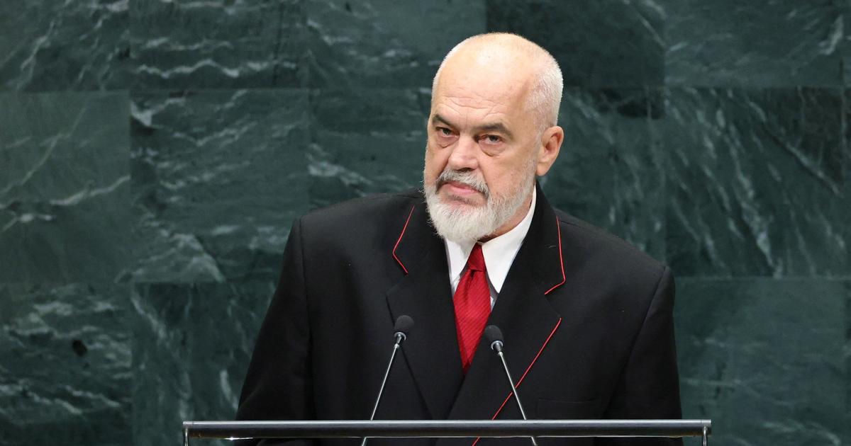 «Honte à toi ! Un jour tu devras répondre de tout ça !» : en Albanie, la colère contre Edi Rama ne retombe pas