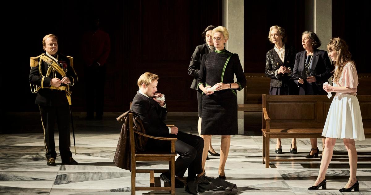 À la Comédie-Française, Julie Duclos transcende le Ruy Blas de Victor Hugo