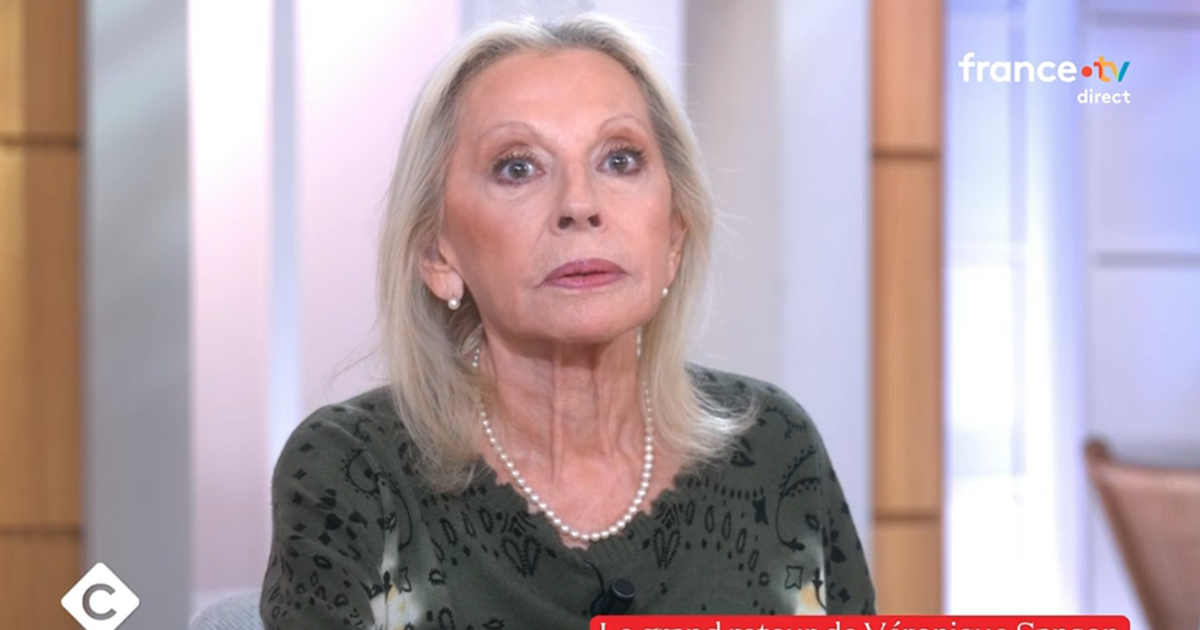 «Je rêvais de mourir d’une crise cardiaque» : Véronique Sanson revient sur sa récente hospitalisation
