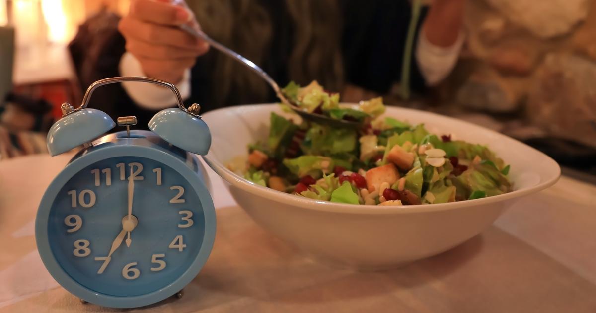 Et si l’heure des repas comptait autant que leur contenu ? Le foie, cet organe ponctuel qui surveille nos retards à table