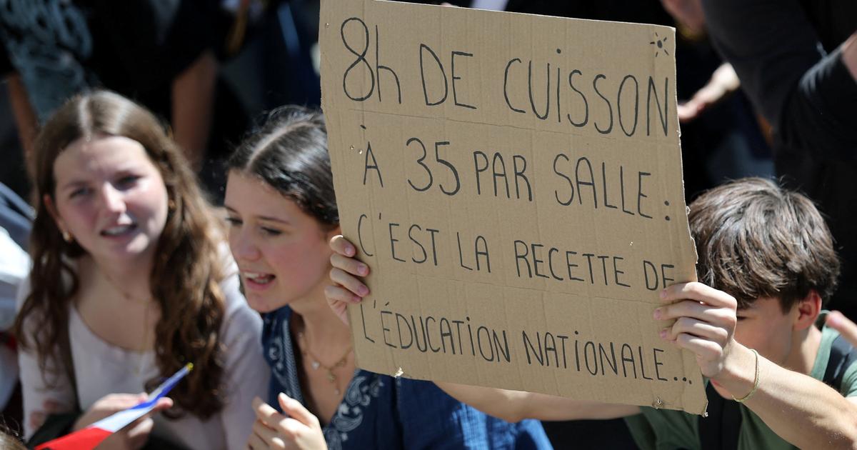 Les syndicats lycéens et étudiants appellent aux blocages dès mardi après l'interdiction préfectorale de leur manifestation.