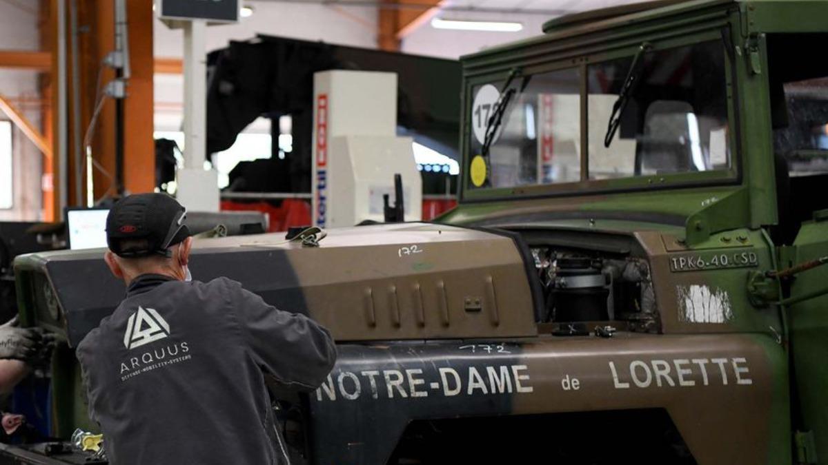 Spécialisée dans la maintenance des camions de l’armée, l’usine Arquus de Saint-Nazaire dans la tourmente