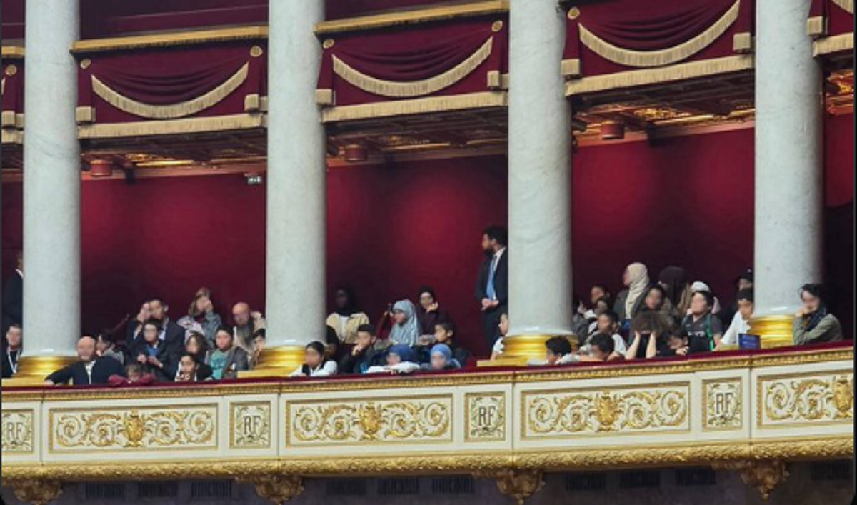 Fillettes portant le voile à l’Assemblée nationale : une querelle politique tranchée, mais un certain flou juridique