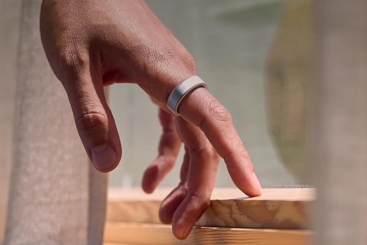 Adieu les montres connectées : cette bague minimaliste et technologique Oura Ring 4 cartonne