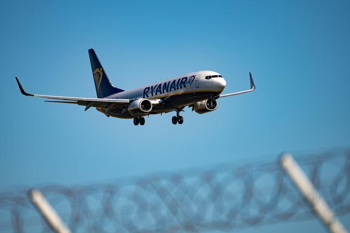 Validé par les compagnies aériennes comme easyJet, Ryanair ou encore Air France, ce bagage cabine est numéro un des ventes Amazon