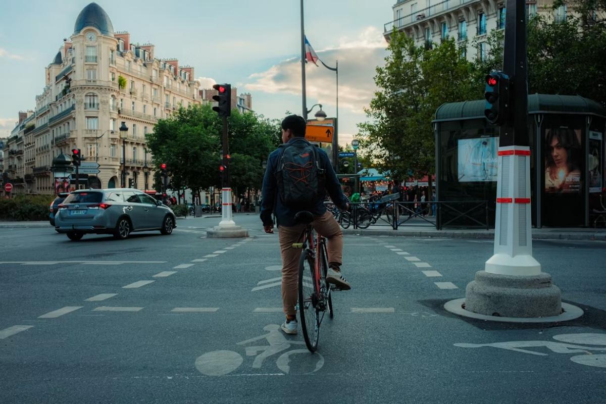 Vendu plus de 3 000 fois le mois dernier sur Amazon, cet accessoire pour vélo est indispensable pour les cyclistes en ville