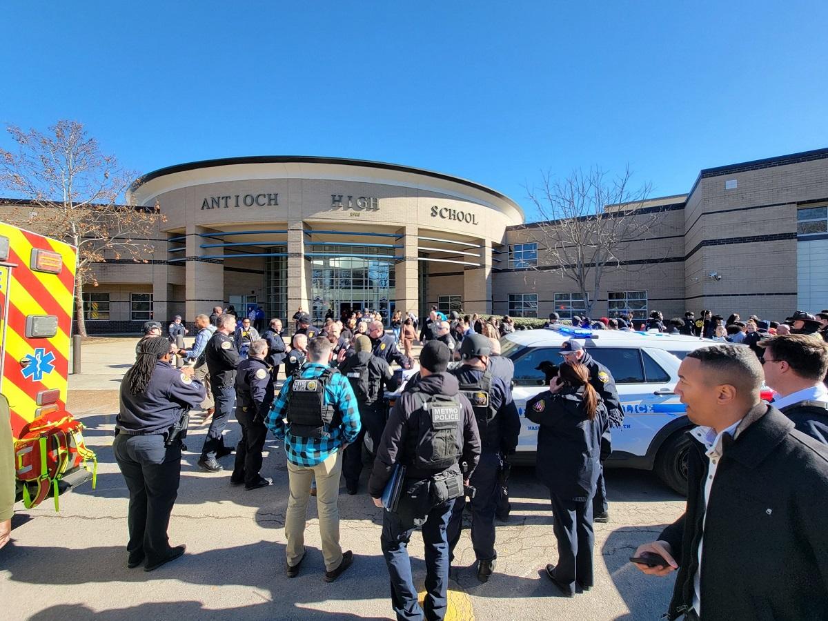 États-Unis : une étudiante tuée et une autre blessée lors d’une fusillade dans un lycée du Tennessee