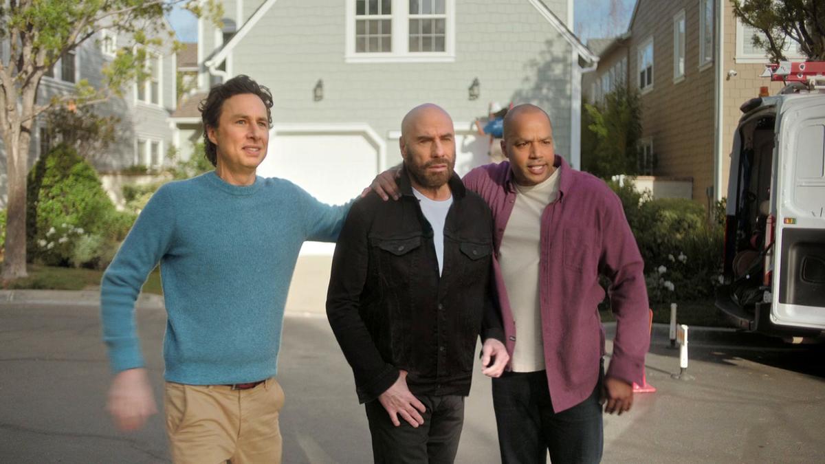 Super Bowl 2023 : John Travolta parodie "Grease" dans une publicité