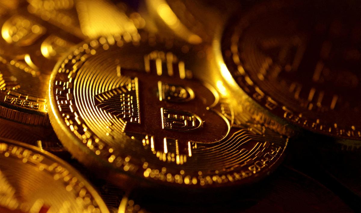 Le bitcoin dépasse les 50.000 dollars