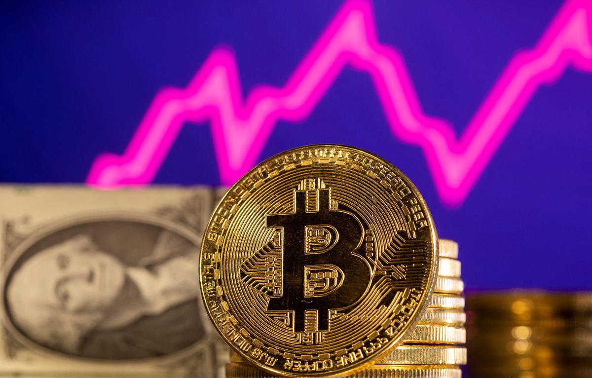 Le bitcoin bat son record historique, à plus de 69.000 dollars
