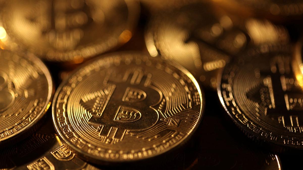 Blanchiment de cryptomonnaie : quatre personnes en lien avec le narcotrafic  mises en examen à Paris