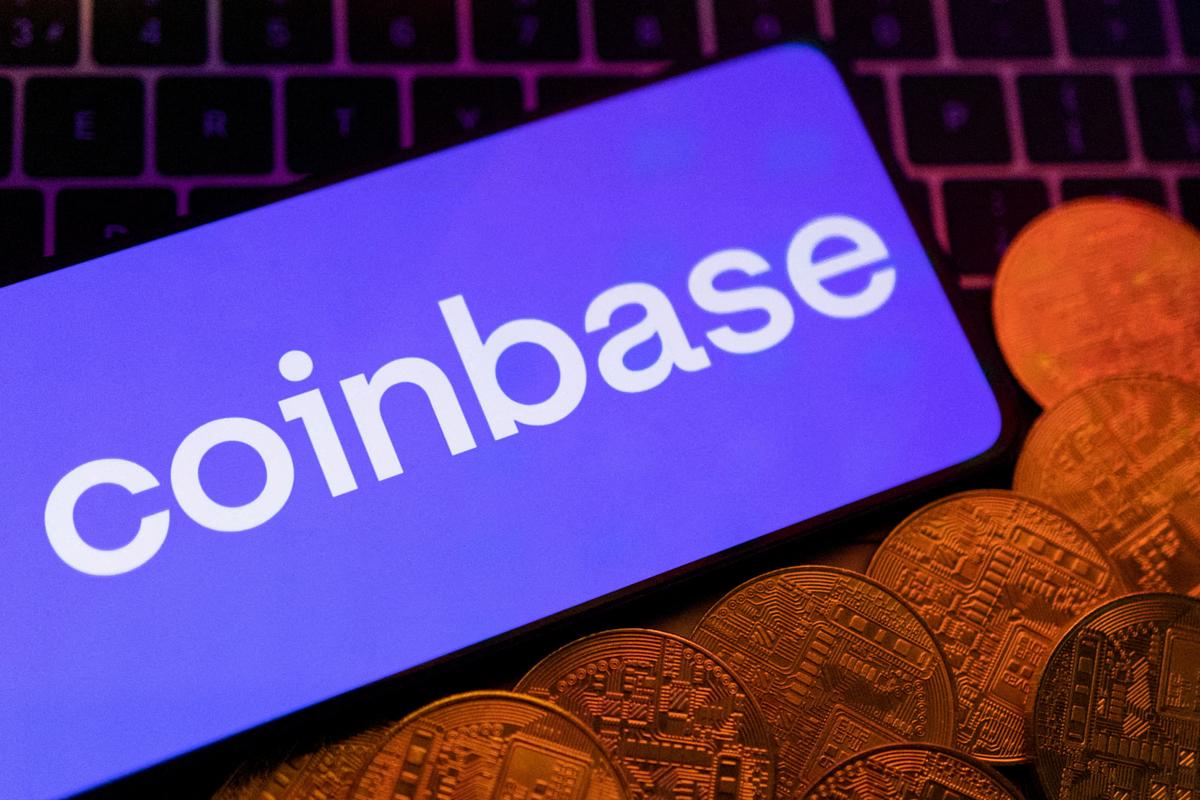 Entre 80 et 400 millions de dollars» : la plateforme de cryptomonnaies  Coinbase annonce avoir été affectée par un piratage