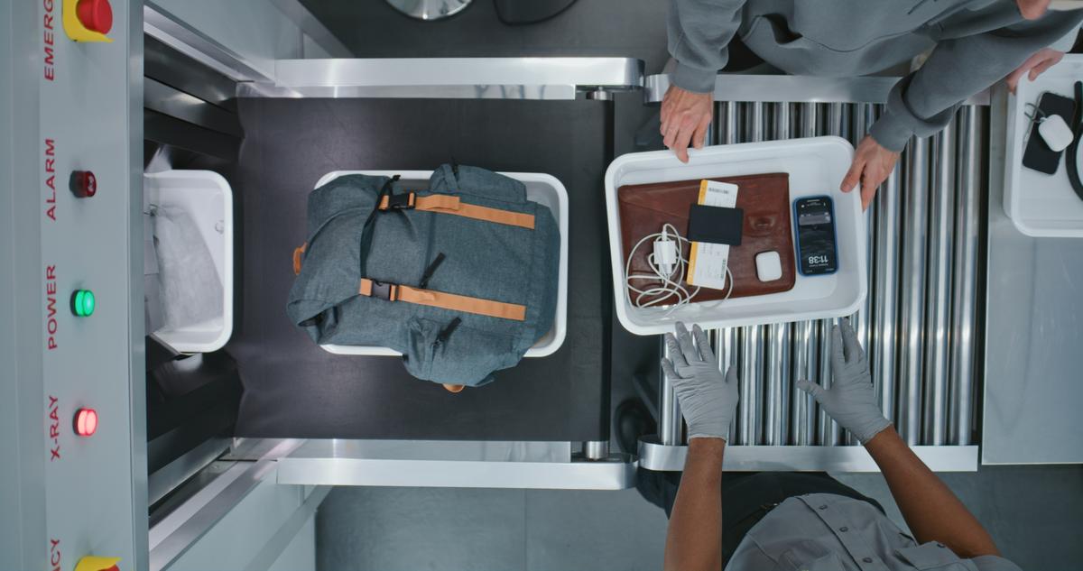 Bagages cabine : la limite des 100 ml sur les liquides tombe mais pas pour  tout le monde
