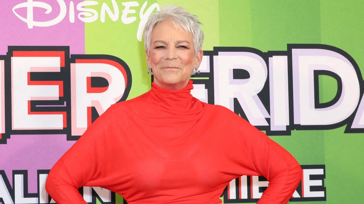 Get closer to Angie Campuzano behind the scenes footage