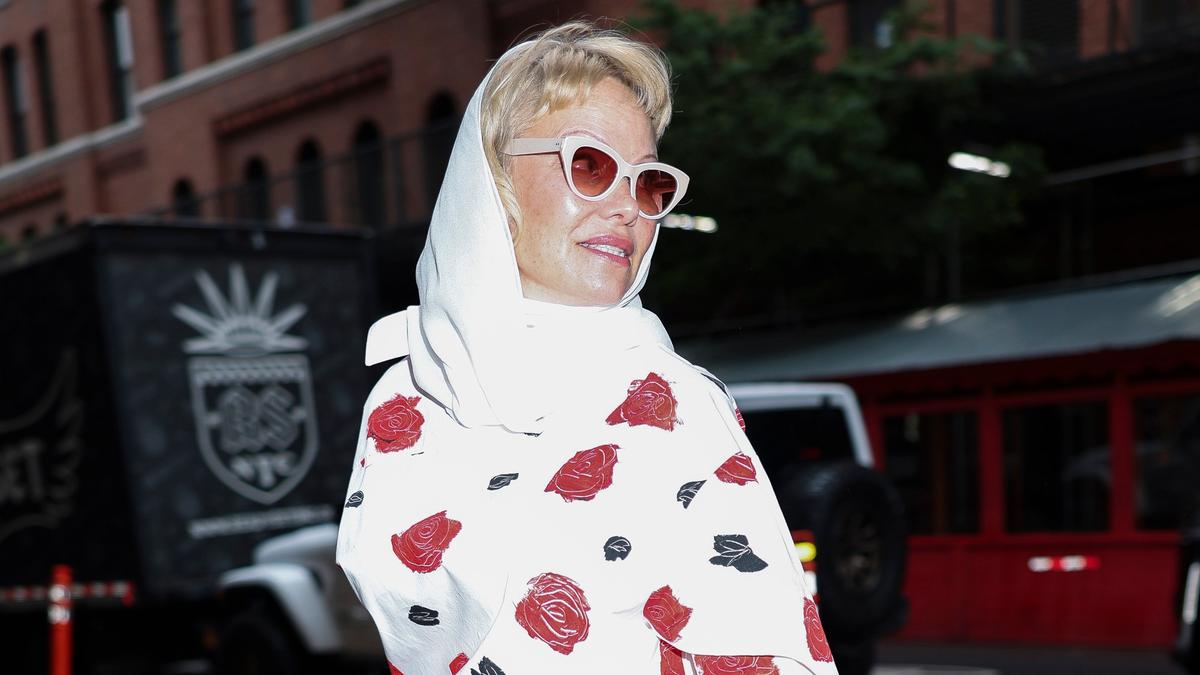 Gabriela garcia desnud Open a Channel via.