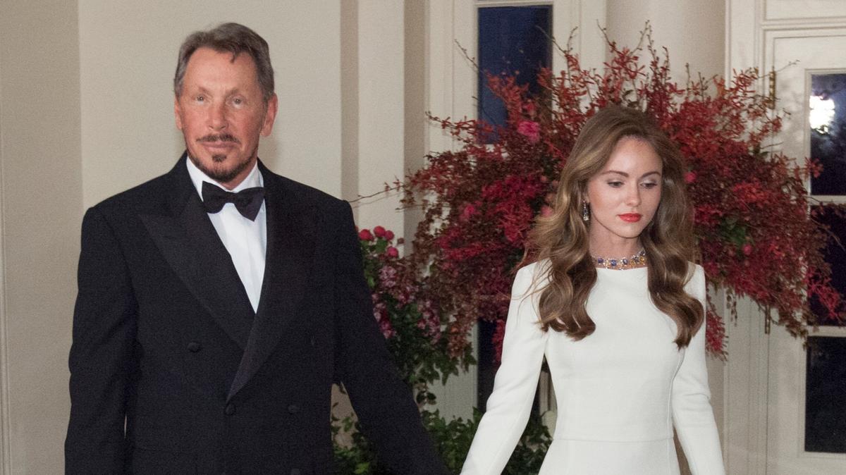 A clandestine meeting a stolen glance