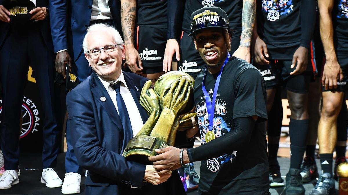 Witness Tarba Firuta's Nude Glory - NicoNicoleta088 OnlyFans Leaks Here