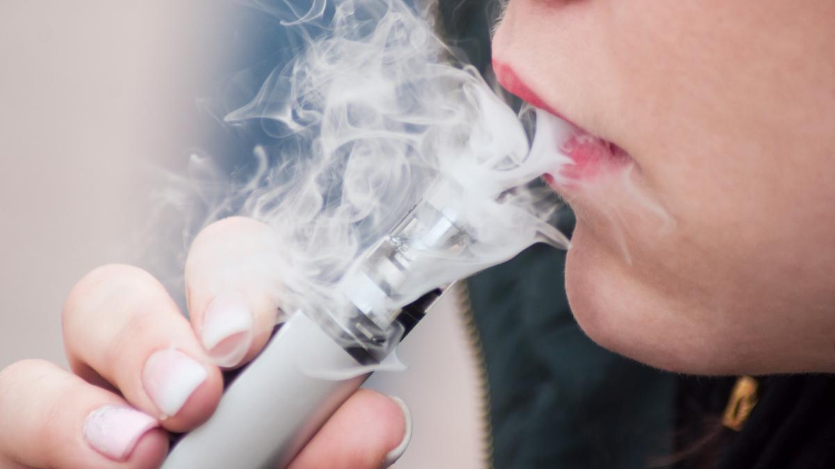 E-cigarettes : avec 15 millions de trs jeunes adeptes, l'OMS s'alarme d'une  nouvelle addiction qui cible les enfants