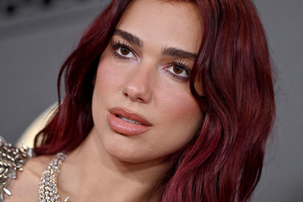 dua lipa vitamin c Vogue Saw Lipa's Brand New Skincare Line First acne marks and dark spots Our Thoughts On Dua Lipa's