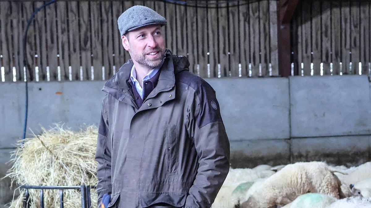 Quand le prince William joue les fermiers pour la bonne cause