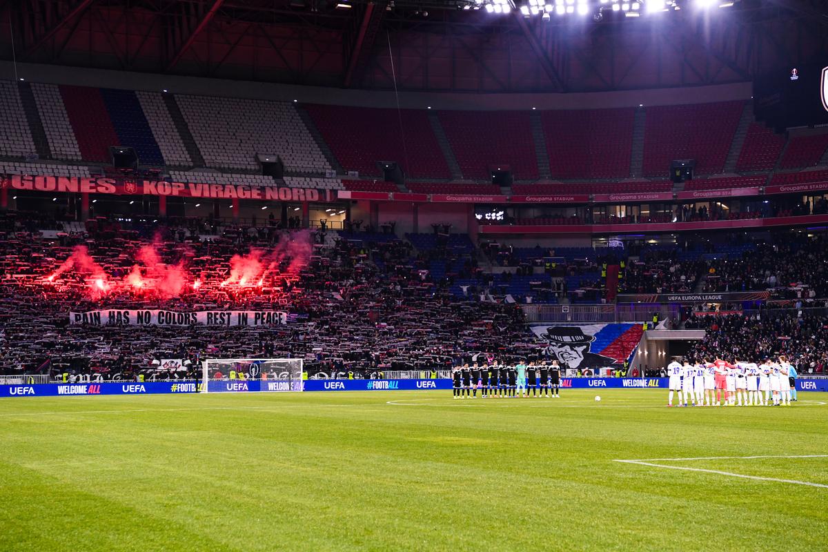 Les supporters du PAOK Salonique, plus qu'une réputation – Dialectik Football Les supporters du PAOK Salonique, plus qu'une réputation – Dialectik Football