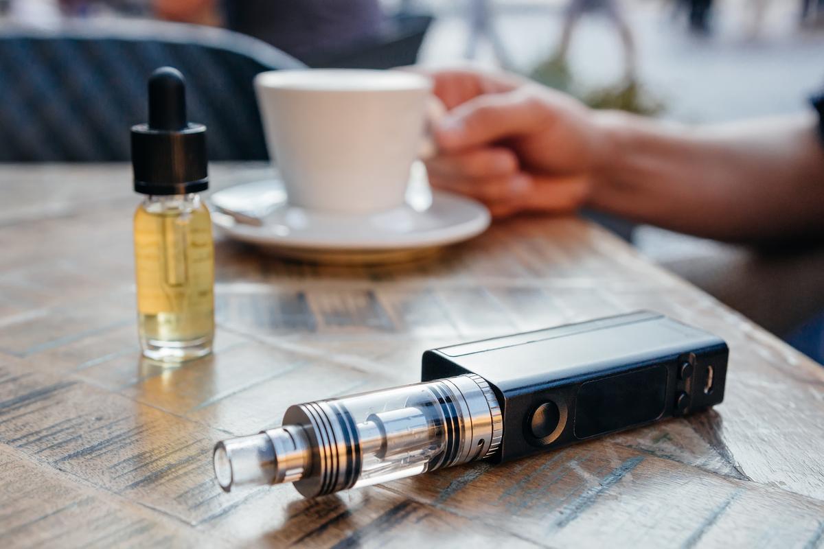 chargeur cigarette électronique Notre avis sur la cigarette électronique : effets, dangers, utilité