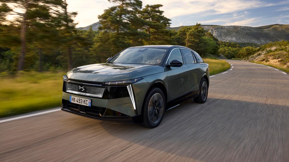 Le SUV électrique de prestige français DS N°7