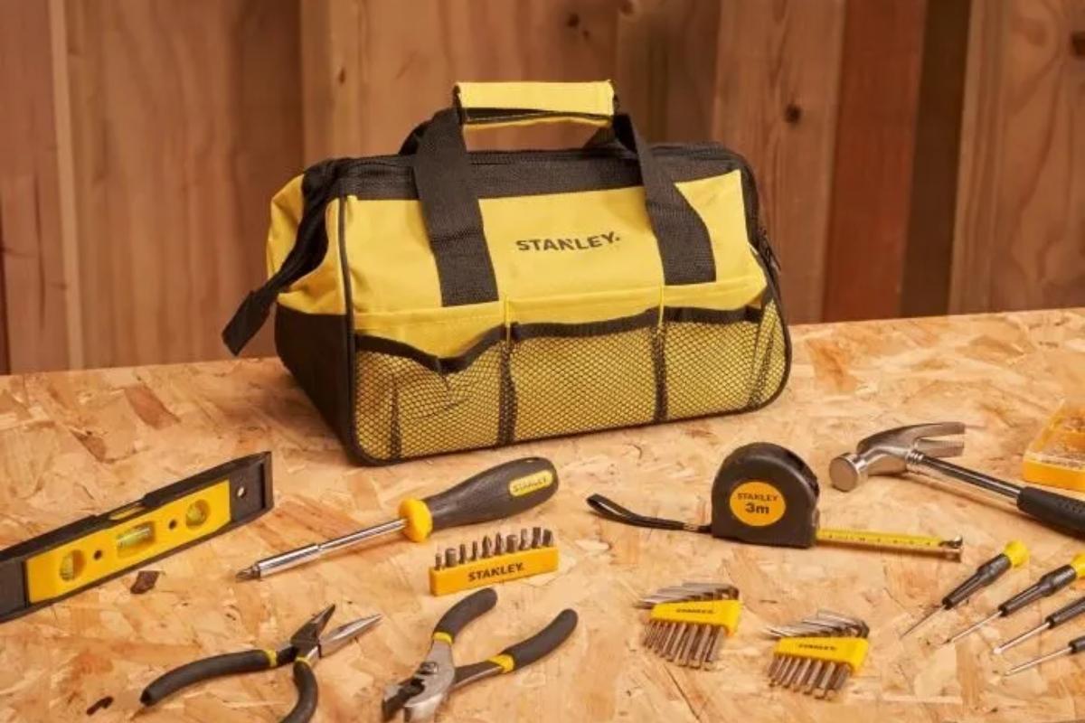 Fini les outils manquants : ce coffret Stanley contient 38 pièces pour les petits travaux du quotidien pour moins de 25 €