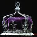 Koh-I-Noor : la sombre histoire du diamant maudit incrusté sur la couronne royale d'Angleterre