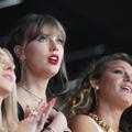 Taylor Swift et Blake Lively sont amies dans la vieici lors des quarts de finale du Super Bowl à l’Allegiant Stadium. (Las Vegasle 11 février 2024.)
