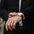 La tradition de la montre de fiançailles date du XIXe siècle.