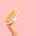 Le brossage à sec va devenir votre meilleur ami : les 5 meilleures brosses pour le corps à tester