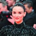 Brad Pitt et Charlotte Le Bon réunis autour d’un thé matcha