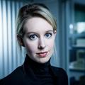 Elizabeth Holmes, fondatrice et CEO de Theranos, est photographiée au siège de l'entreprise à Palo Alto. (Le 30 juin 2014.)