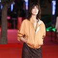 Saint Laurent : le final du dernier défilé d'Anthony Vaccarello avec Charlotte Gainsbourg