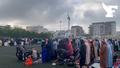 À Saint-Denis, des milliers de musulmans emplissent les stades pour célébrer la fin du Ramadan