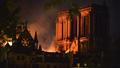 Comment les tours de Notre-Dame de Paris ont été miraculeusement sauvées des flammes