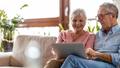 De nouvelles populations s’intéressent au viager qui participe au maintien des seniors dans leur domicile.