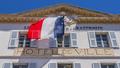 «Maréchal, nous voilà !» diffusé pendant les commémorations du 8 Mai à Carpentras : la radio associative assume sa «faute»