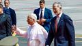 Le pape Léon XIV décolle des Canaries en retard à cause d’une panne de son avion, un nouvel appareil mis à disposition par le roi d’Espagne