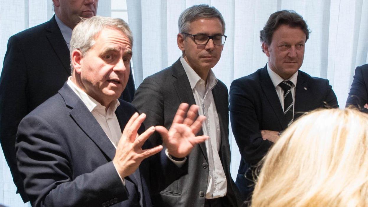 Présidentielle 2027 : « Il continue de penser qu’il y a un chemin », Xavier Bertrand trace sa route vers une candidature