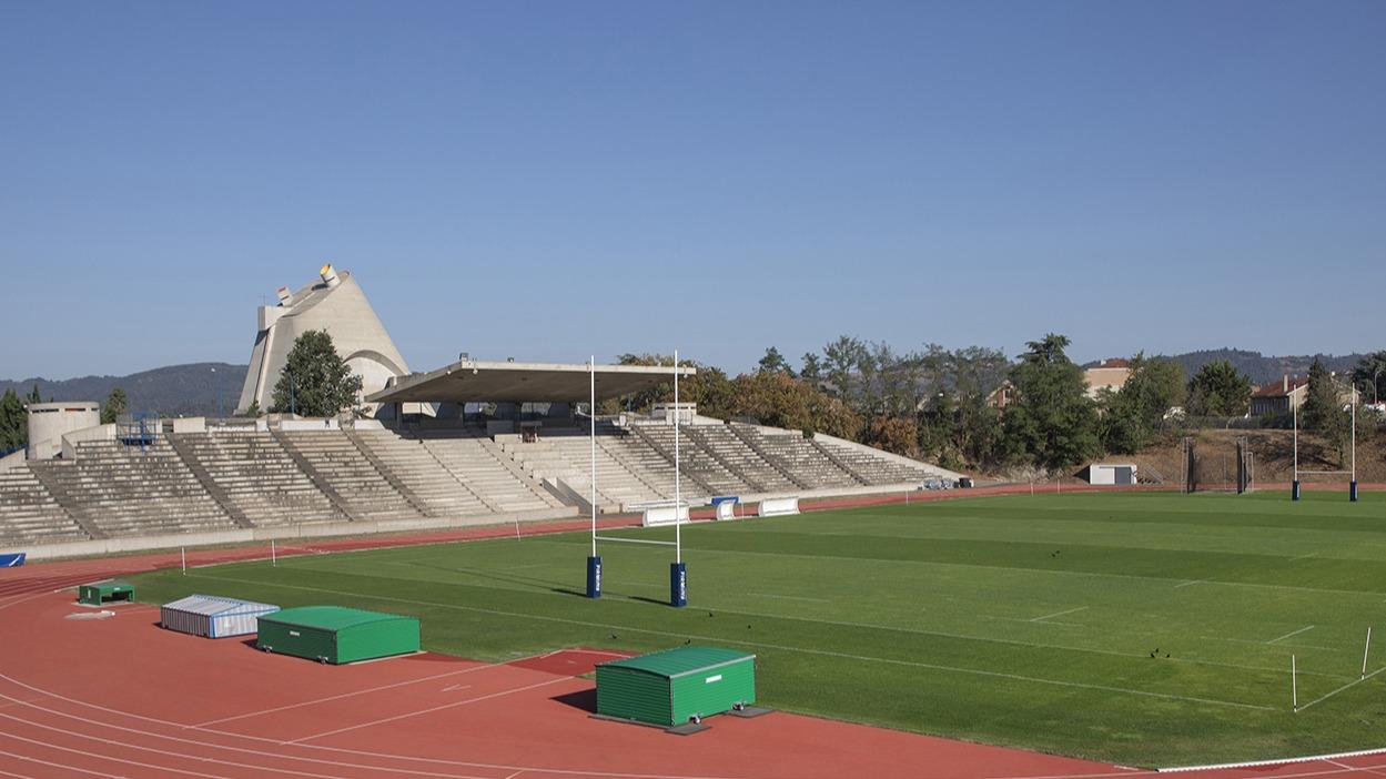 Rugby : la ville de Firminy cherche des participants pour battre le record du monde de la plus grande mêlée lors du Téléthon