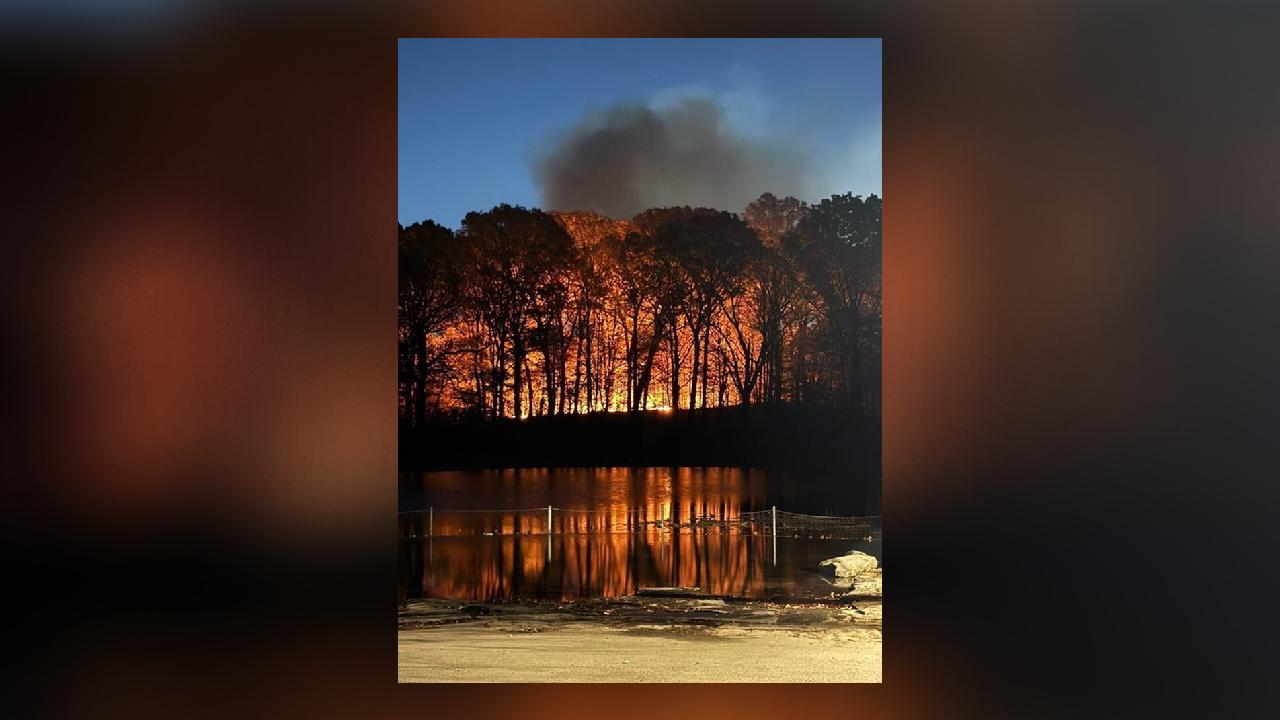 À New York, un incendie de broussailles se déclenche à Prospect Park touché par la sécheresse