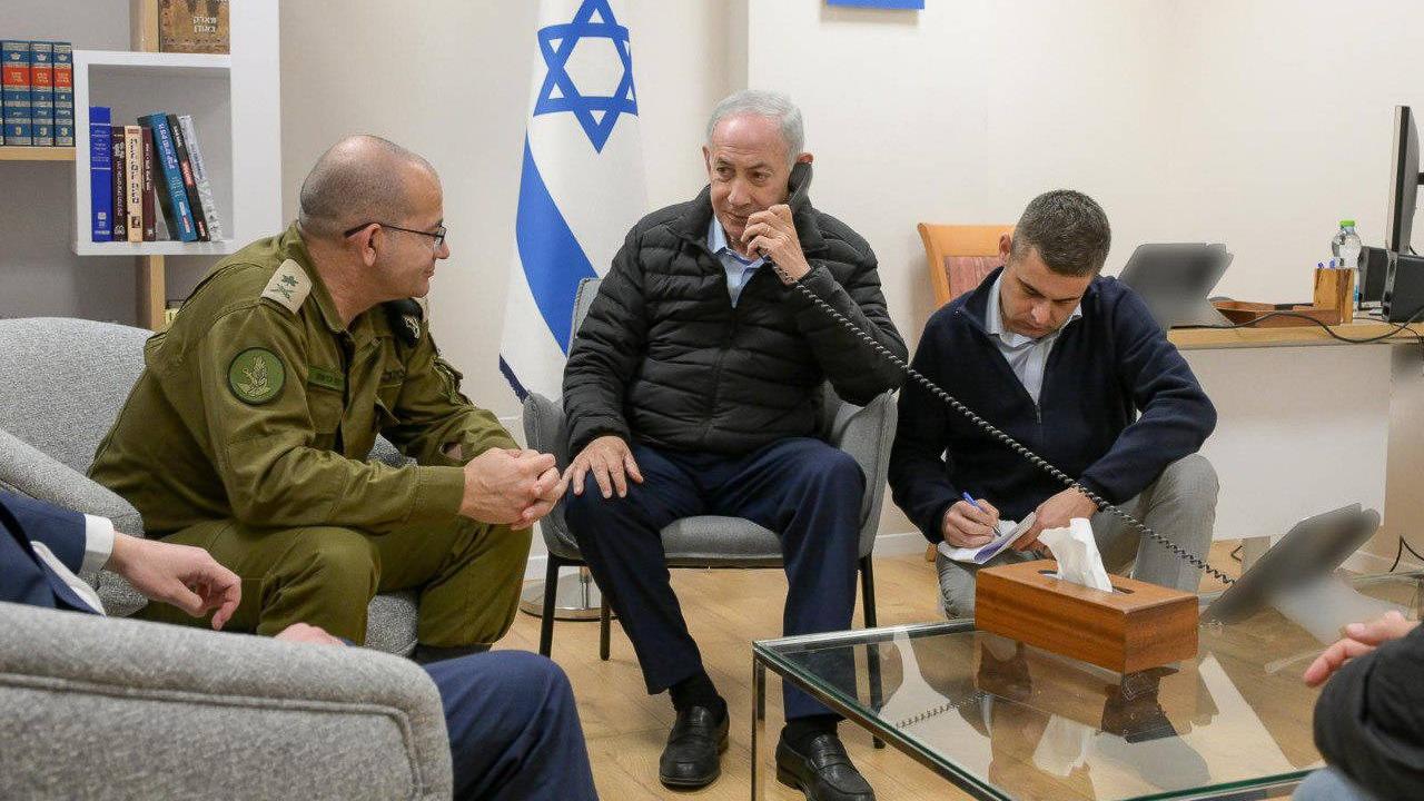 Spécialiste de Kant, fidèle collaborateur de Khamenei : qui était Ali Larijani, cette figure clé du régime iranien qu’Israël assure avoir éliminée ?