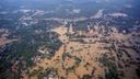 Une vue aérienne de bâtiments submergés après le passage du cyclone Ditwah à Niyamgamdora, au Sri Lanka, le 2 décembre 2025.
