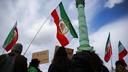 Manifestation d’Iraniens ce dimanche, place de la Bastille à Paris.