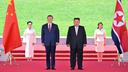 Le Leader suprême nord-coréen, Kim Jong-un, et le président chinois, Xi Jinping et leurs épouses, à Pyongyang en Corée du Nord, le 8 juin 2026